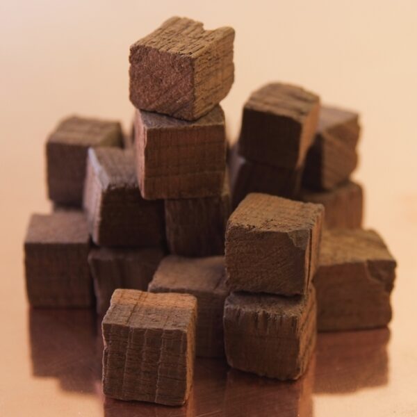 Hungarian Oak Cubes